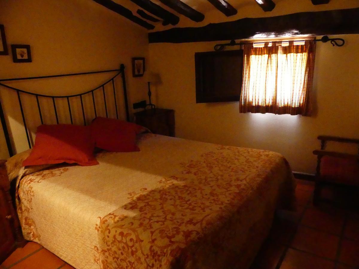 Hotel Posada Del Adarve Albarracin Exterior photo
