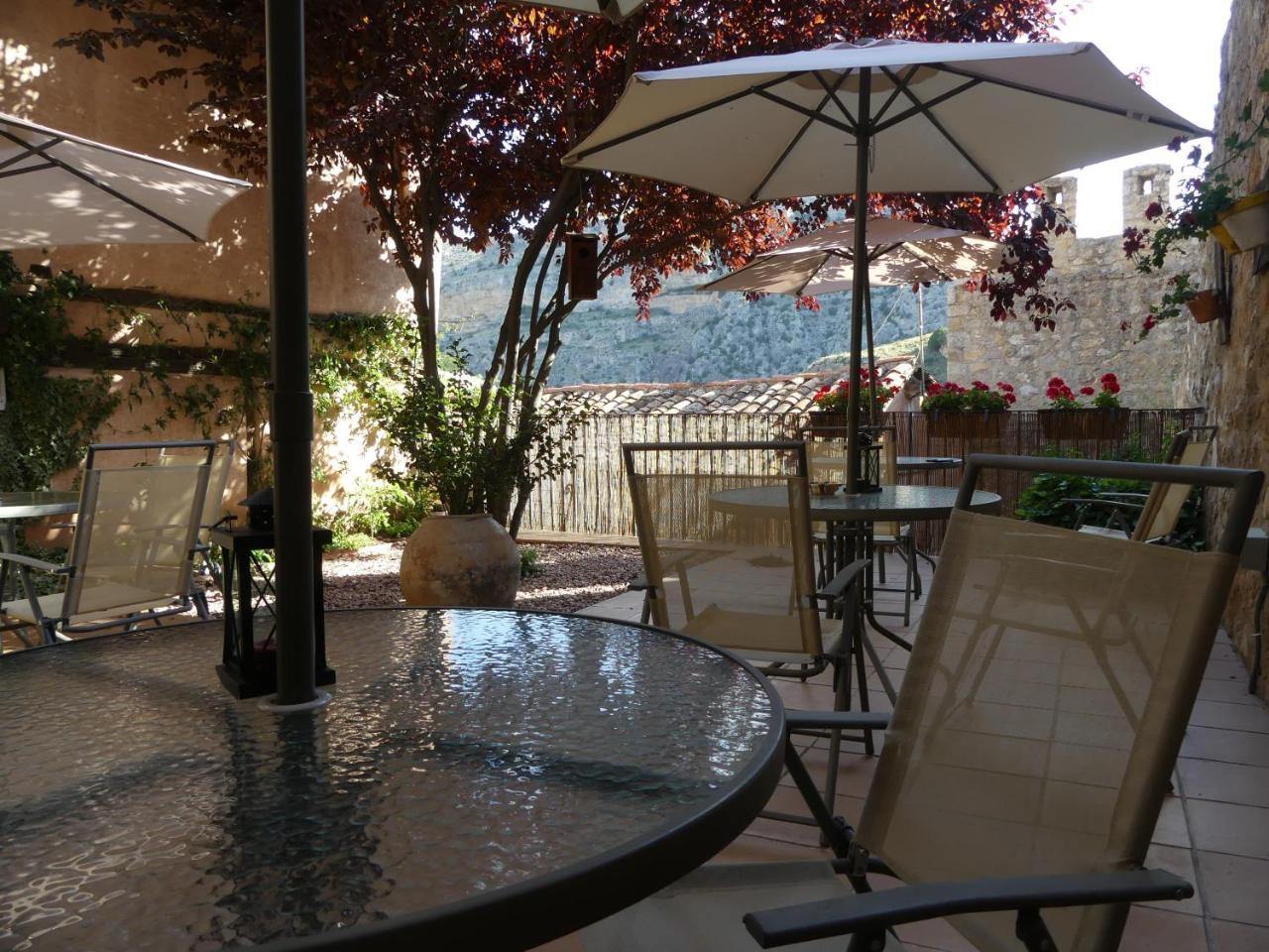 Hotel Posada Del Adarve Albarracin Exterior photo